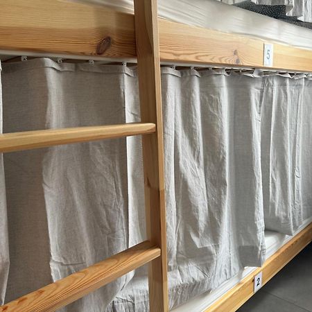 Green Hostel Katowice - 24H Parking מראה חיצוני תמונה