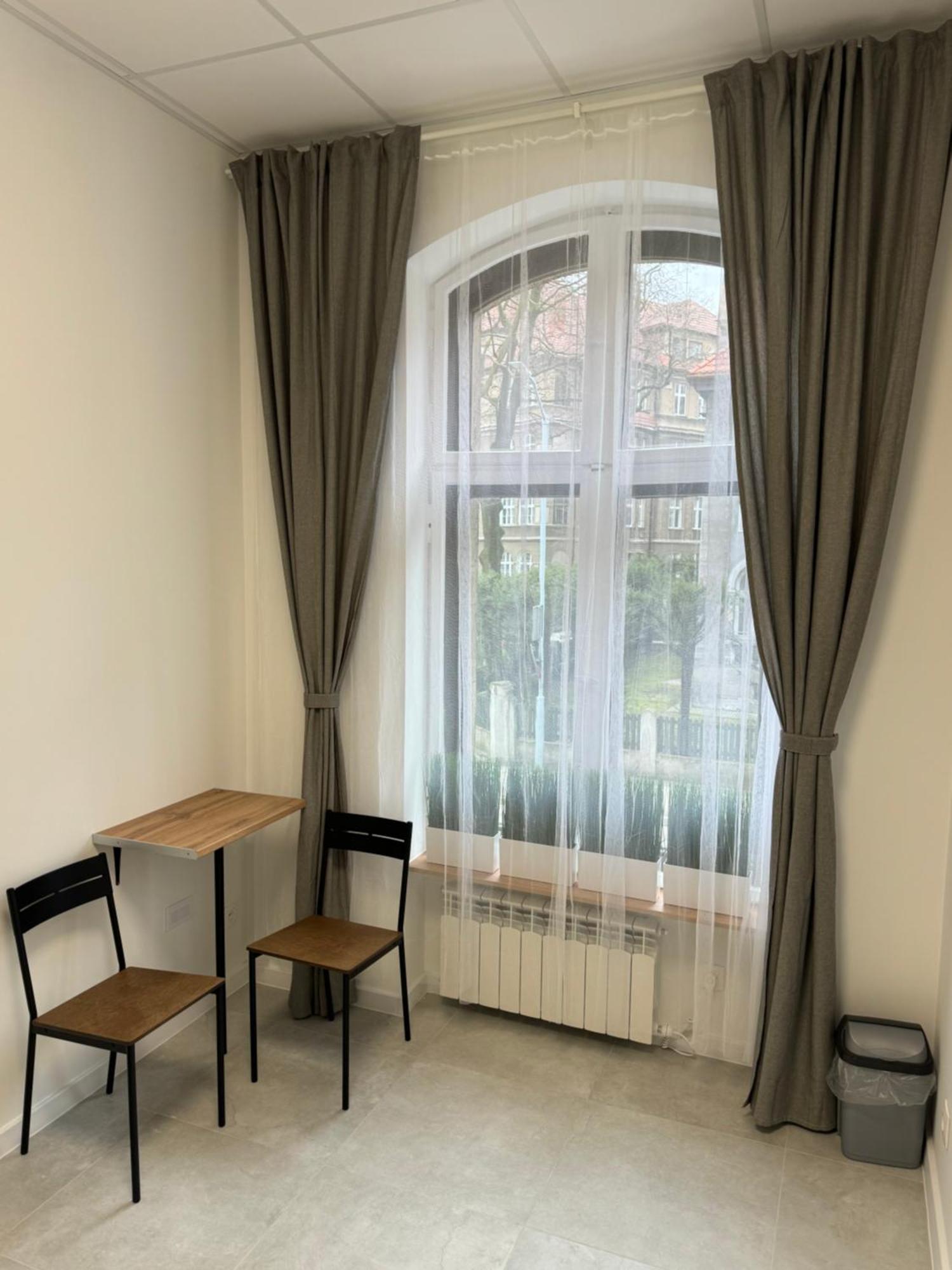 Green Hostel Katowice - 24H Parking מראה חיצוני תמונה