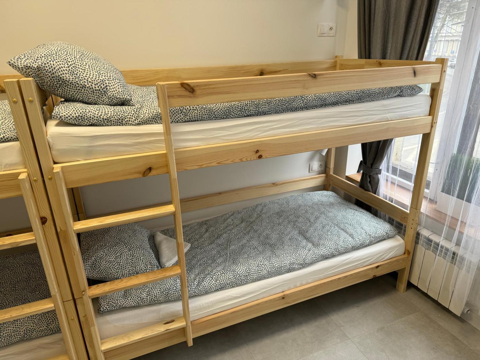 Green Hostel Katowice - 24H Parking מראה חיצוני תמונה