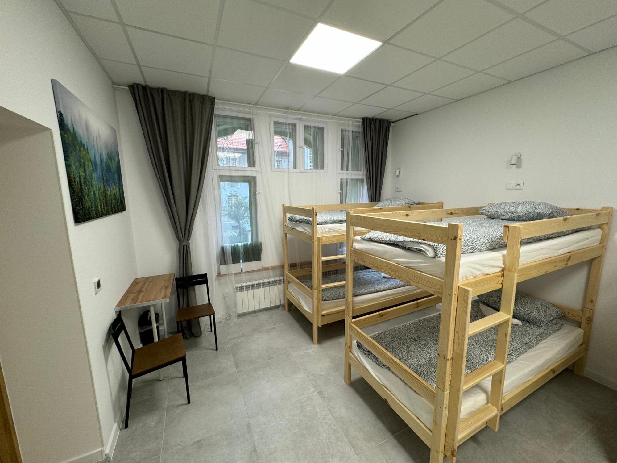 Green Hostel Katowice - 24H Parking מראה חיצוני תמונה