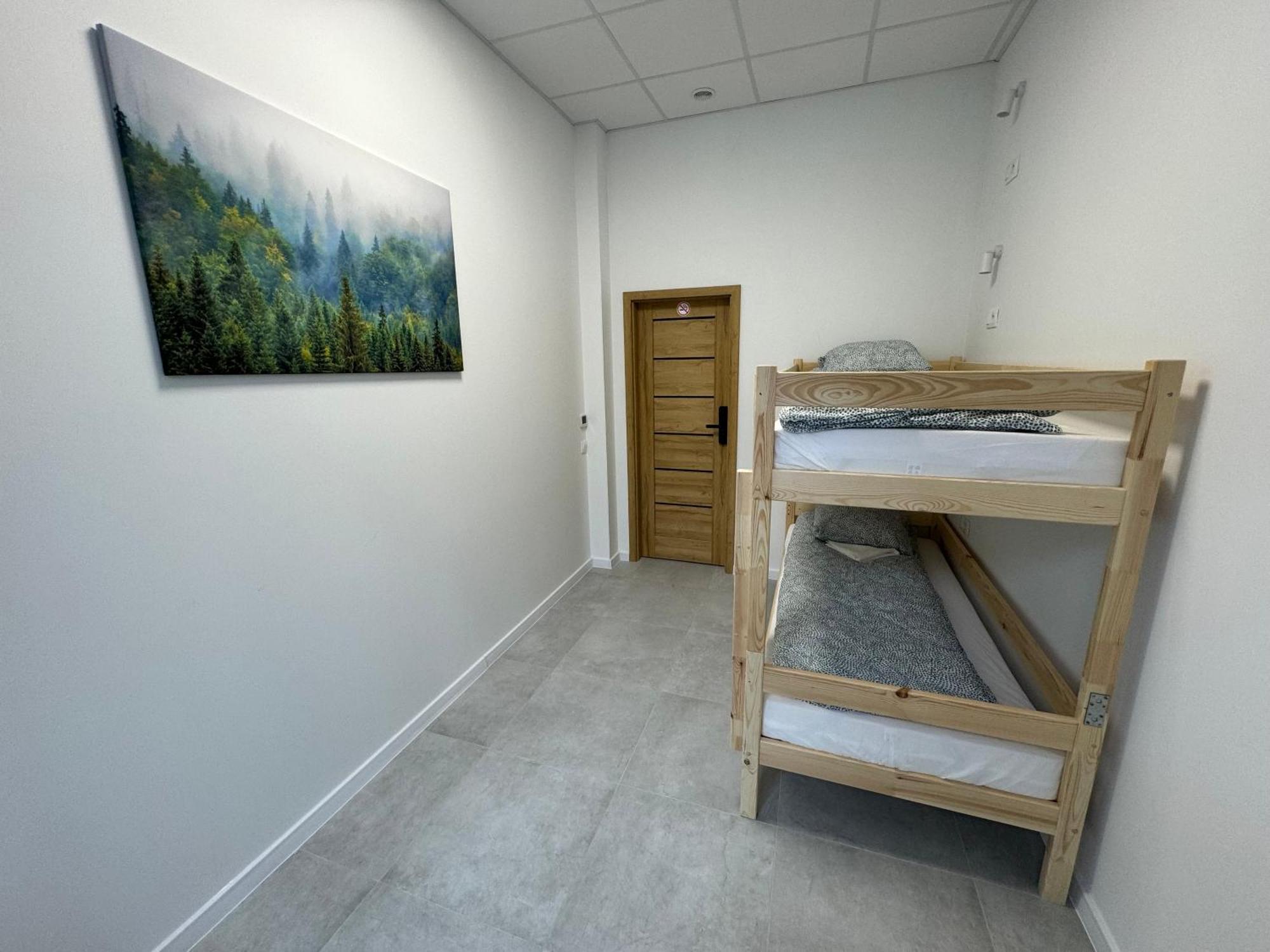 Green Hostel Katowice - 24H Parking מראה חיצוני תמונה