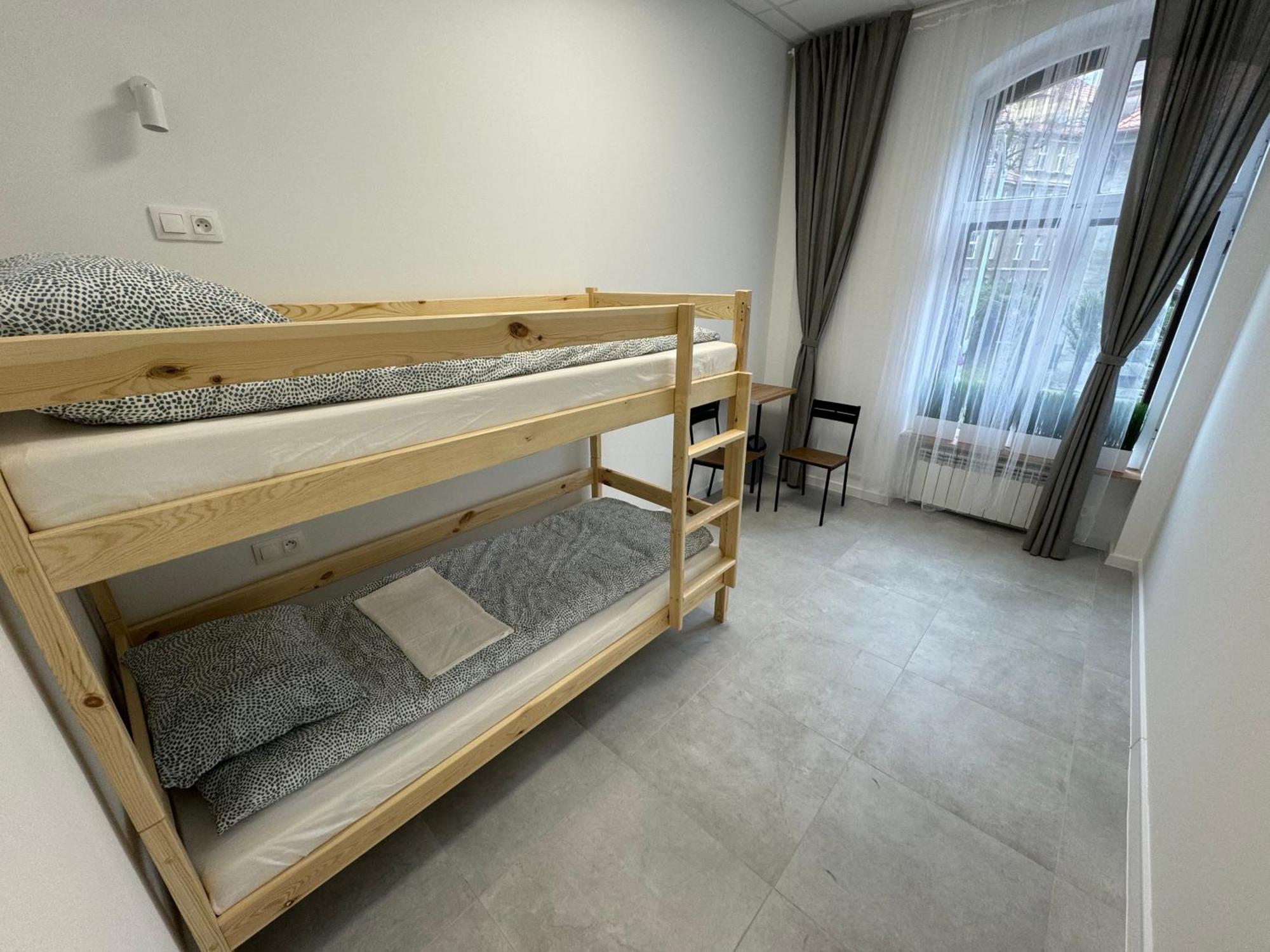 Green Hostel Katowice - 24H Parking מראה חיצוני תמונה